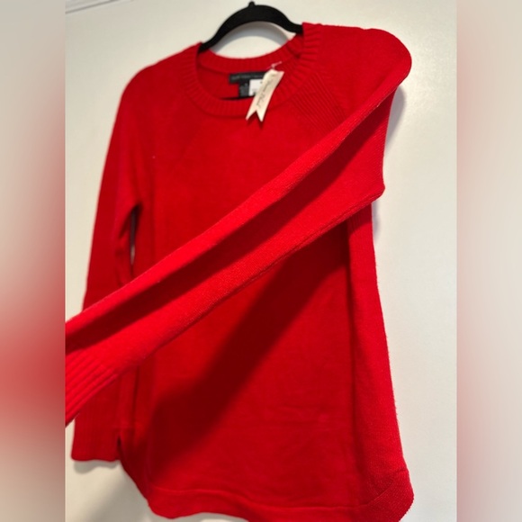 NWT Joan Vass Medium Red Round ribbed Hem Sweater. Raglan Sleeve. Soft. - Picture 7 of 11